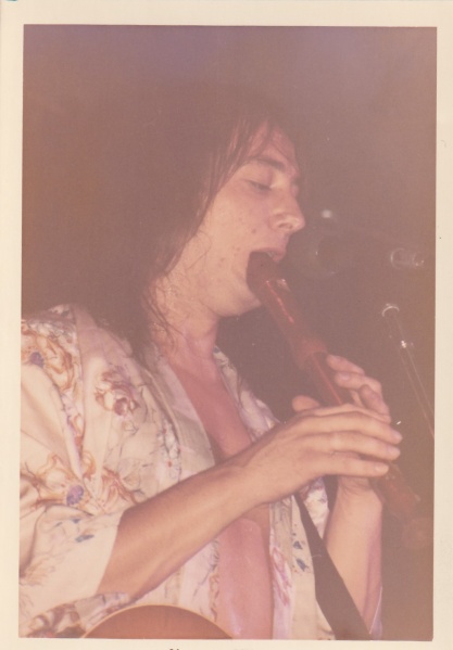 File:Gary Green recorder Vancouver 1976.jpg