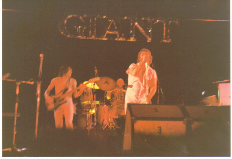 File:Gentle Giant, Lund, 19 Sept. 1976, 08.jpg